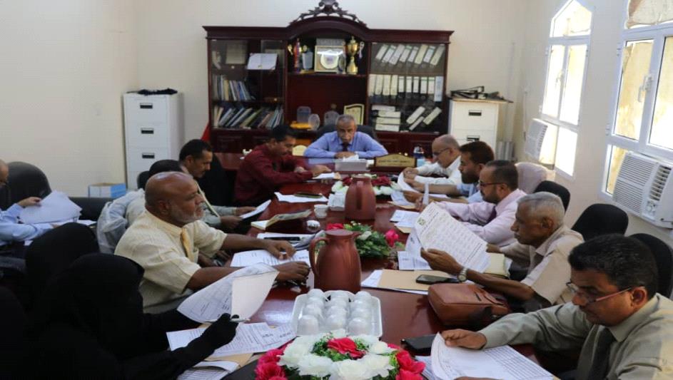 مجلس جامعة أبين يعقد اجتماعه الدوري الأول للعام 2026م